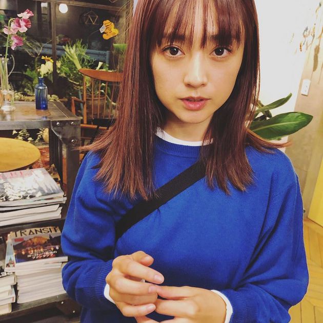 【悲惨星二代3】妈妈51岁下海！日本「童颜女神」暗恋对象变继父：钱都被妈妈拿走